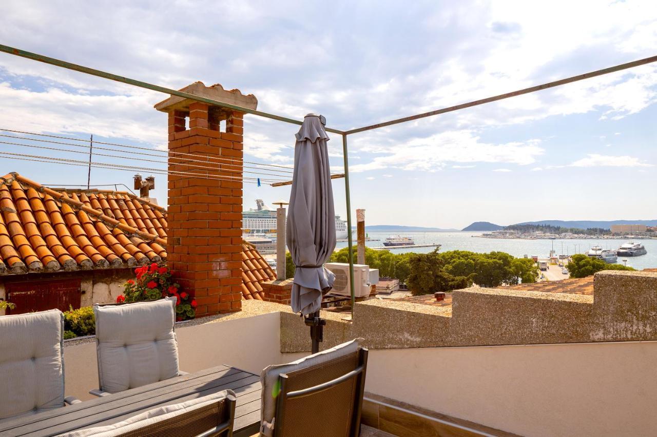 Luxury Apartment Olavia Rooftop Terrace & Seaview Split Exterior photo
